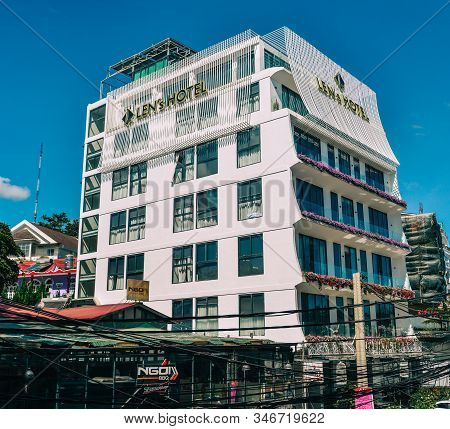 Happy Life Green Hotel